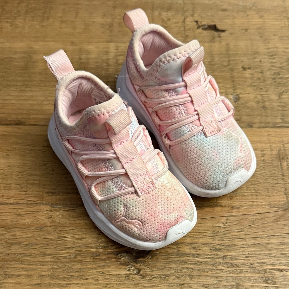 PUMA Kids Light Pink Sneakers
